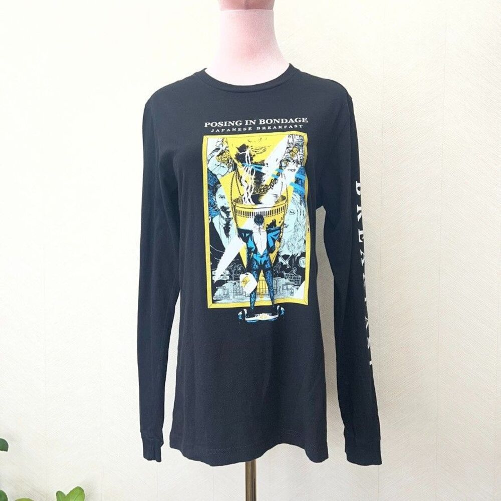 Japanese Breakfast Posing in Bondange Long Sleeve Graphic Black T-Shirt Mens M - Picture 2 of 7